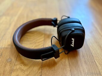 Predám Marshall Major IV Bluetooth Brown - 3