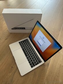 Apple MacBook Pro 13" 2017 - 3