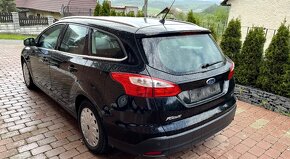 Ford Focus 1.6tdci titanium - 3