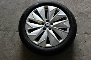 17”----ORIGINAL-ŠKODA KAMIQ---2020----5x100 R17---ZIMNA-SADA - 3