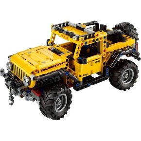 Predám LEGO Technic 42122 Jeep Wrangler - 3