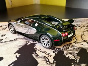 1:18 Bugatti Veyron L'Edition Centenaire [AUTOart] - 3