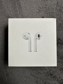 Apple AirPods - 3