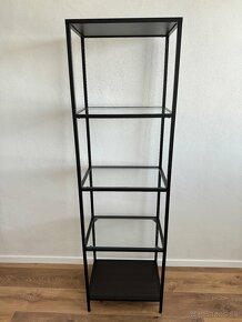 Čierny regal IKEA - 3