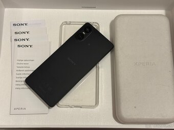 Sony Xperia 10 VI - 8/128Gb - krabica, kábel, návody - 3