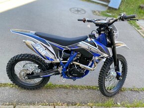 Dirtbike 250ccm, 14,5 kW 21/18 - 3