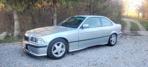 BMW E36 318is Coupe Automat - 3