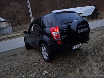 Suzuki Grand Vitara 1.9 ddis - 3