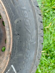 Zimné pneumatiky 195/65 R15 + plechové disky  5x112 - 3