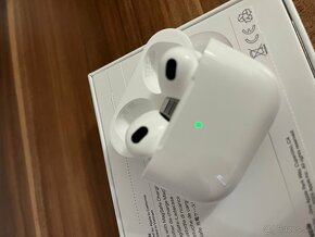 Apple AirPods 3 - 3