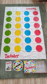 Spoločenská hra Twister - 3