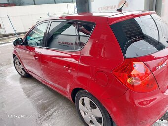 Kia Cee´d 1.4 CVVT 77Kw - 3