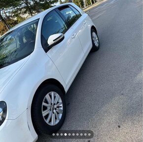 Predám vw golf 6 1.6 TDI rok 2011 - 3