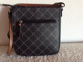 Čierna crossbody kabelka Tamaris - 3