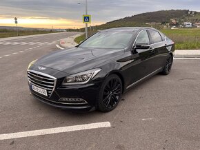 Hyundai Genesis, 3.8 V6, HTRAC - 3