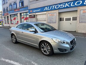 Volvo C70 D3 2011 manuál, serviska - 3