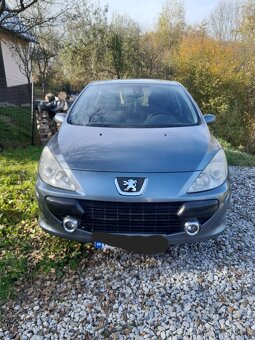 Predám Peugeot 307 1.6 HDI 80kw Nepojazdny. - 3