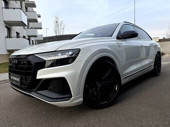 Audi Q8 55 TFSIe QUATTRO / Pano / Head - UP / 23 - 3