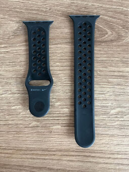 Remienok pre Apple watch 40mm NIKE čierny M/L - 3