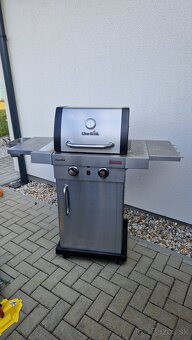 Plynovy Gril Char-Broil Professional 2200S - 3