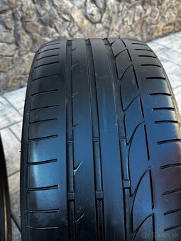 Bridgestone potenza S001 235/40 r19 - 3