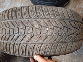 255/55r18 - 3