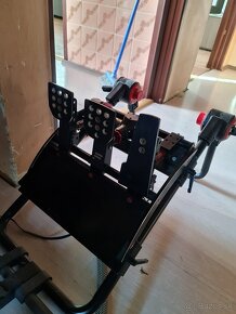 Predam sim zostavu Fanatec - 3