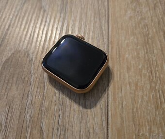 Apple watch se 1 generácie 40mm - 3