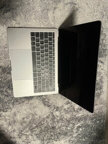 Macbook model A1708 - 3