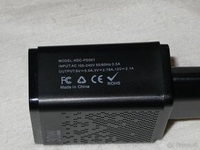 Predám 30W USB QuickCharger - 3