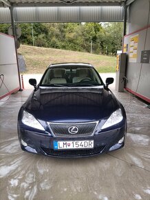 Lexus IS 220d - 3