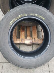 Zimne 215/65R16 Bridgestone - 3