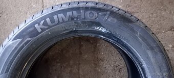 Ponukam jednu letnu pneu 185/60 R15 84H Kumho - 3