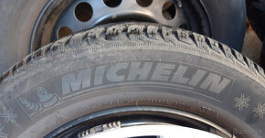 Predám zimné pneumatiky Michelin 215/60/R16 - 3