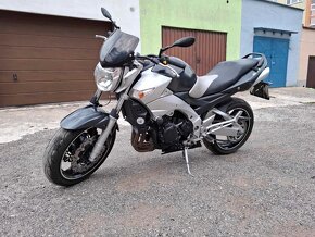 Suzuki GSR600 - 3