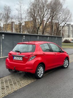 Toyota Yaris 1,3 benzín 6 st. manuál - 3