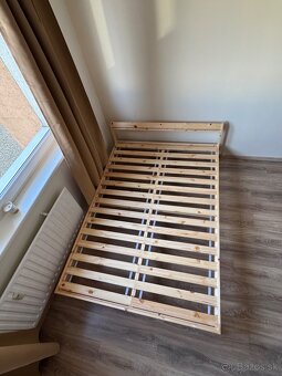 IKEA posteľ NEIDEN + lamelový rošt + matrac – TOP stav - 3