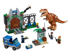 Lego Jurassic World 10758 Útek T-Rexa - 3