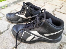 Botasky Reebok 31,5 - 3