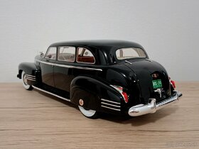 Cadillac Fleetwood 75 Touring Sedan 1941 - 1:18 BoS Models
 - 3