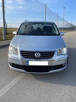 Volkswagen Touran 2.0 TDI DSG Highline Facelift - 3