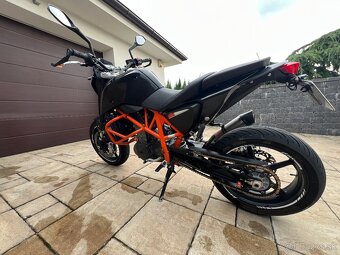 Ktm duke 690 - 3