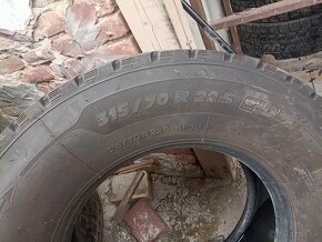 Nákladné 315/70 r22,5 - 3