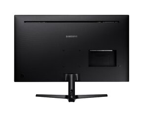 32" Samsung U32J590 - 3