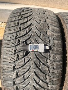 275/40R21 Nokian zimne - 3