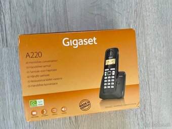 Predam telefon Gigaset - 3