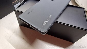 Xiaomi 12 Pro 256GB - puknutý zadok - 3