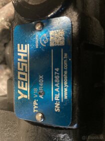 yeoshe v18a3r40x hydraulicke cerpadlo - 3