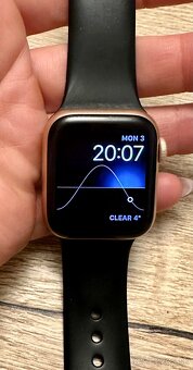 Apple watch series 6, 40mm - 3