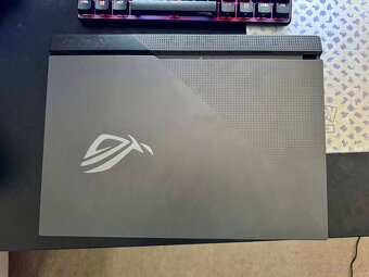 Asus ROG Strix G513 - 3